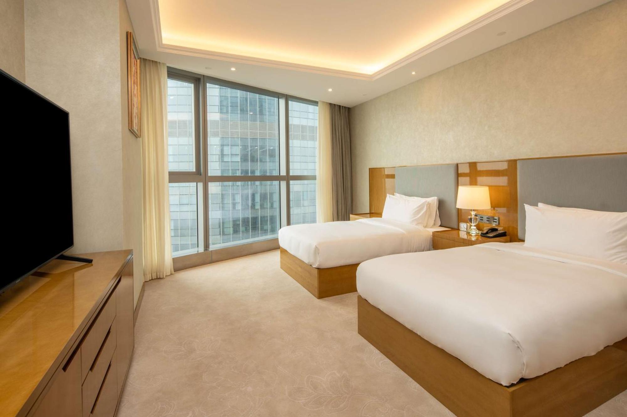 Hilton Brazzaville Les Tours Jumelles Hotel & Residences Exteriér fotografie