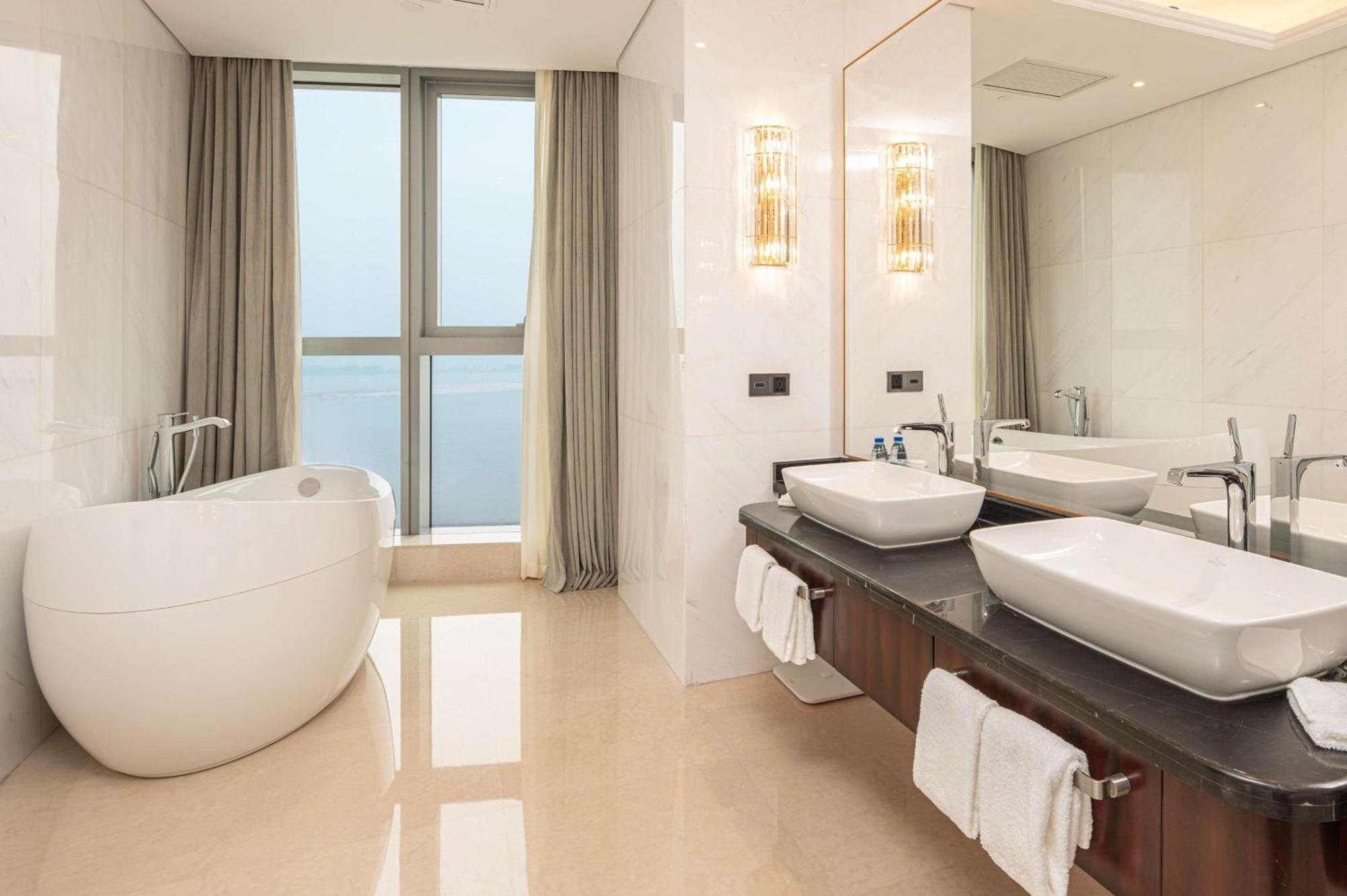 Hilton Brazzaville Les Tours Jumelles Hotel & Residences Exteriér fotografie