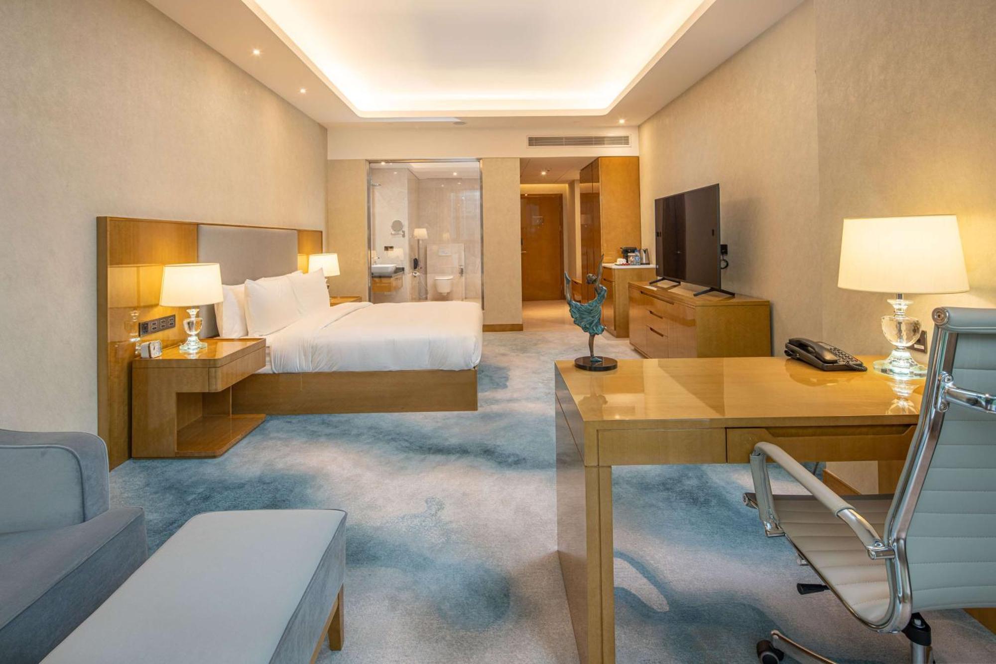 Hilton Brazzaville Les Tours Jumelles Hotel & Residences Exteriér fotografie