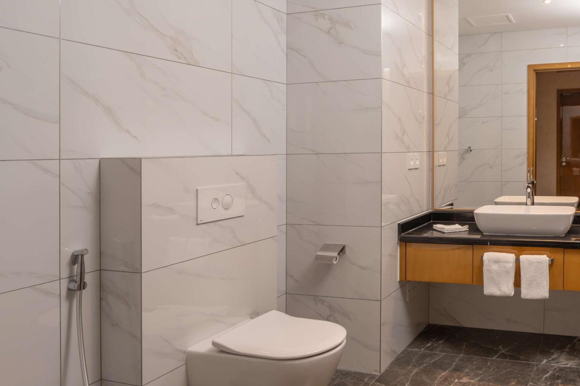 Hilton Brazzaville Les Tours Jumelles Hotel & Residences Exteriér fotografie